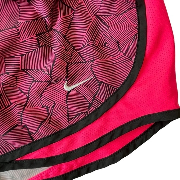 Nike Dri-fit Tempo Pink & Black Patterned Shorts with Embroidered Logo Sz. Small - Picture 3 of 7